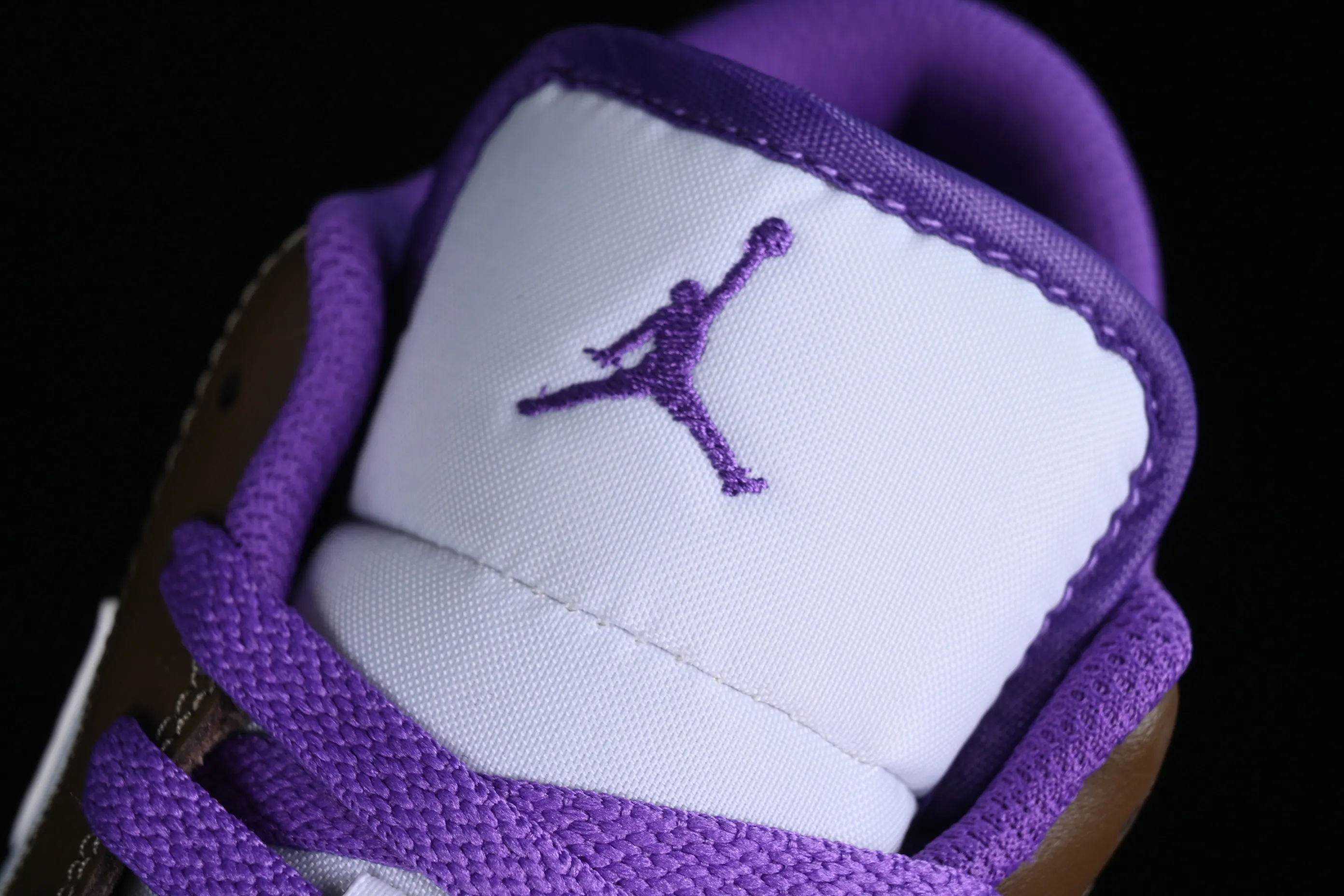 All categories Air Jordan Jordan series basketball shoes Air Jordan 1 Low G version pure original Air Jordan 1 Low "Palomino" AJ1 Joe 1 Mocha Purple Low-top cultural basketball shoes 553560-215